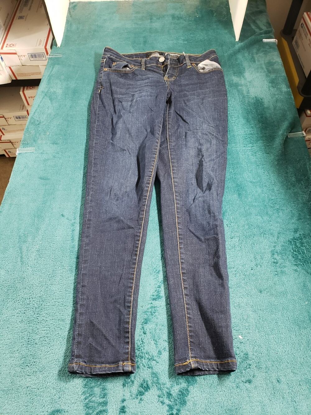 Aeropostale Jeans Size 6 Women Blue Pants Stretch Denim Mid Rise Jegging